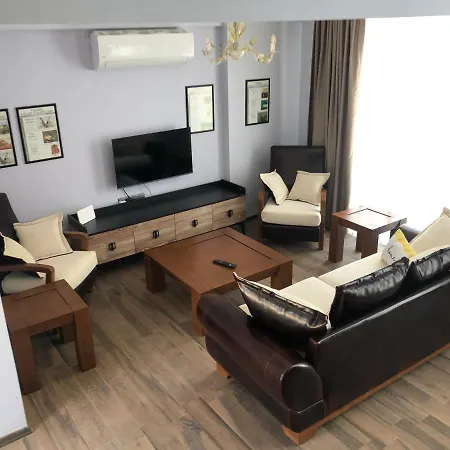 Lins House 2 Βίλα